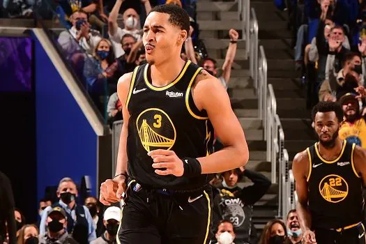 Sem Klay Thompson, Warriors vencem Jazz na NBA; Lakers perdem fora de casa