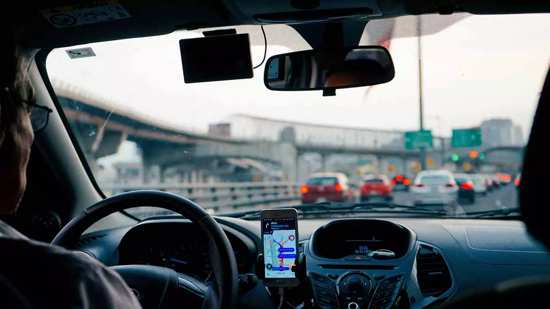Waze convida usuários a corrigirem a pronúncia de vias públicas