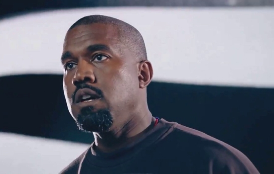 Kanye West lança álbum novo ‘Donda’ com 27 faixas