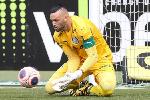 Seleções podem tirar Gómez e Weverton da fase decisiva do Paulistão no Palmeiras