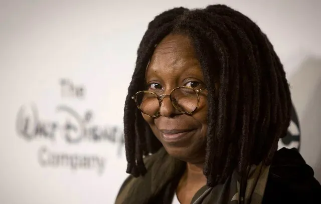 Whoopi Goldberg diz que não pode ser transformada em um holograma após sua morte