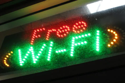 Oferecer Wi-Fi grátis em bar e restaurante gera mais vendas