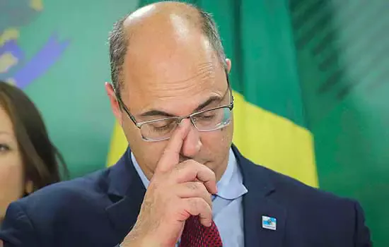 Witzel chega a julgamento do impeachment sem apoio político