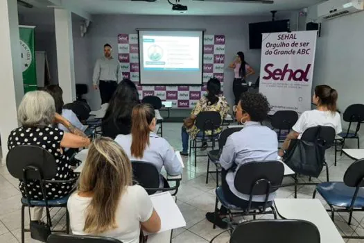 Workshop alerta bares e restaurantes sobre mudanças obrigatórias no e-Social