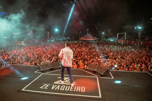 Zé Vaqueiro realiza mais de 40 shows em Junho