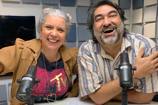 Zeca Camargo entrevista Astrid Fontenelle no “Replay”