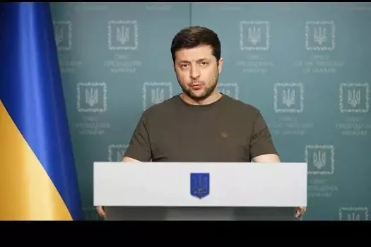 Zelensky: supostos crimes de guerra serão investigados com ajuda internacional