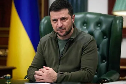 Zelensky demite aliados na cúpula do governo em tentativa de conter ‘traidores’