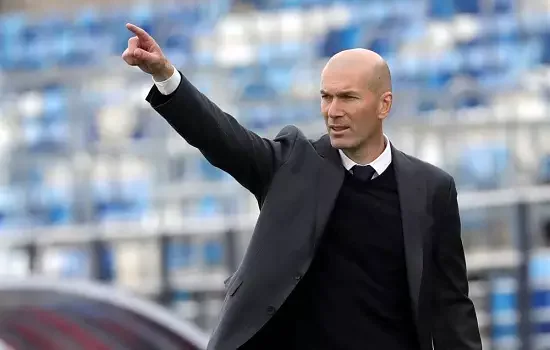 PSG chega a “princípio de acordo” com Zidane