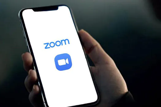 Senacon dá 10 dias para Zoom explicar compartilhamento de dados com o Facebook